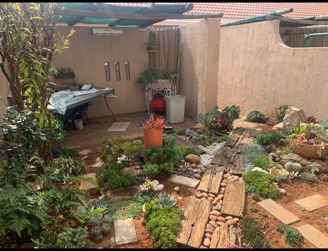 1 BEDROOM DUPLEX FOR SALE IN NORKEM PARK